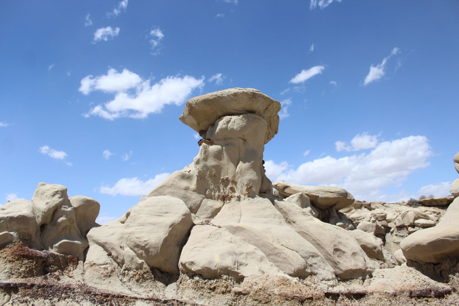 Canon EOS 1200D (EOS Rebel T5 / EOS Kiss X70 / EOS Hi) sample photo. Bistai badlands, landscape, dry photography