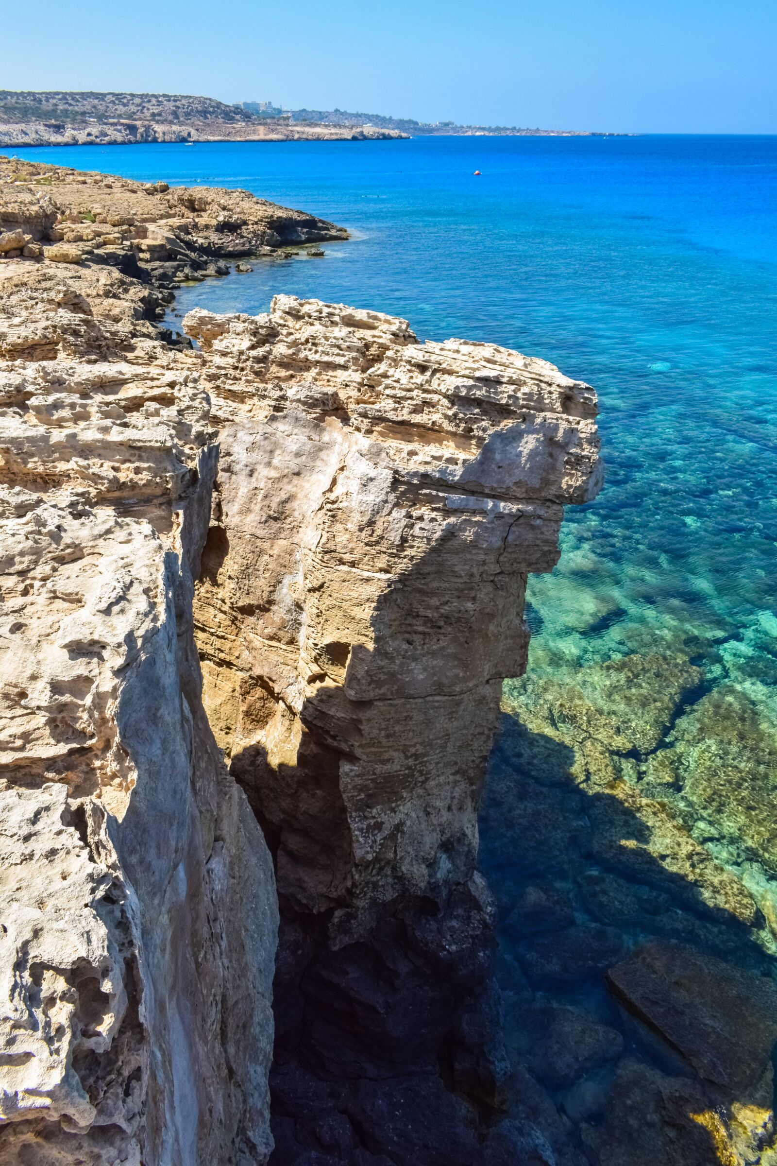 Nikon D3300 sample photo. Cliff, sea, rocky coast photography