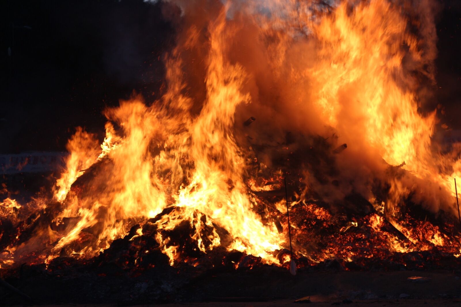 Canon EOS 650D (EOS Rebel T4i / EOS Kiss X6i) sample photo. Fire, scorch daljip, daeboreum photography