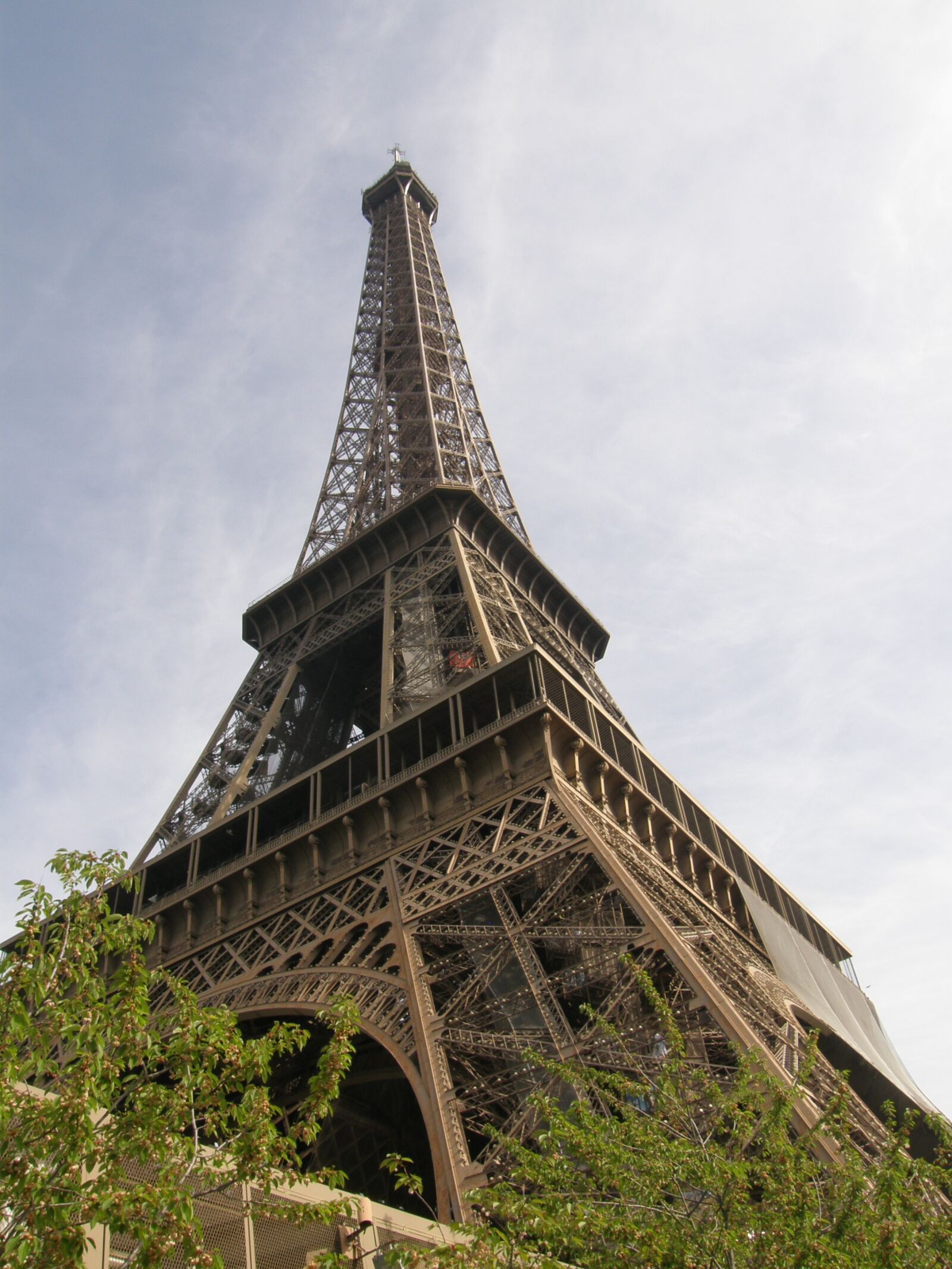 Olympus SP550UZ sample photo. Eiffel, tower, paris photography