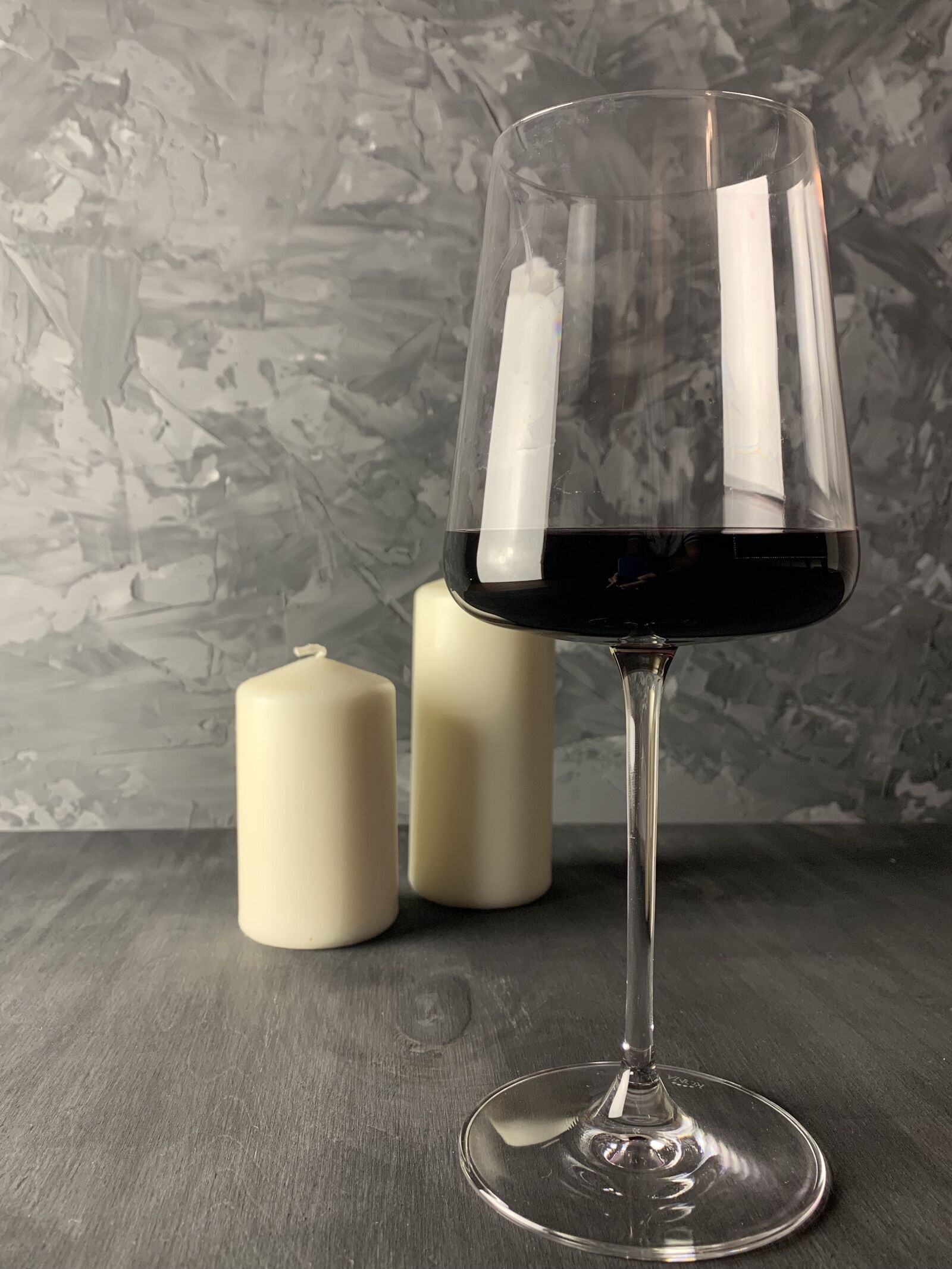 Apple iPhone XR sample photo. Wine, glass, alcohol photography