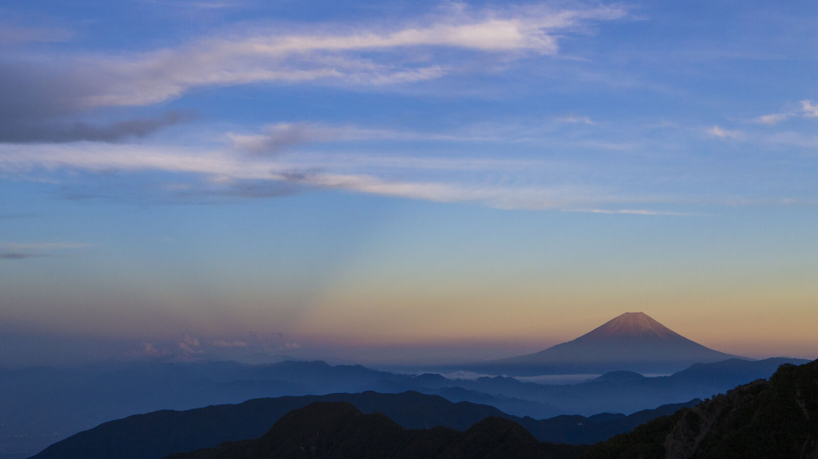 Canon EOS 6D sample photo. Blue, sky, japan, landscape photography