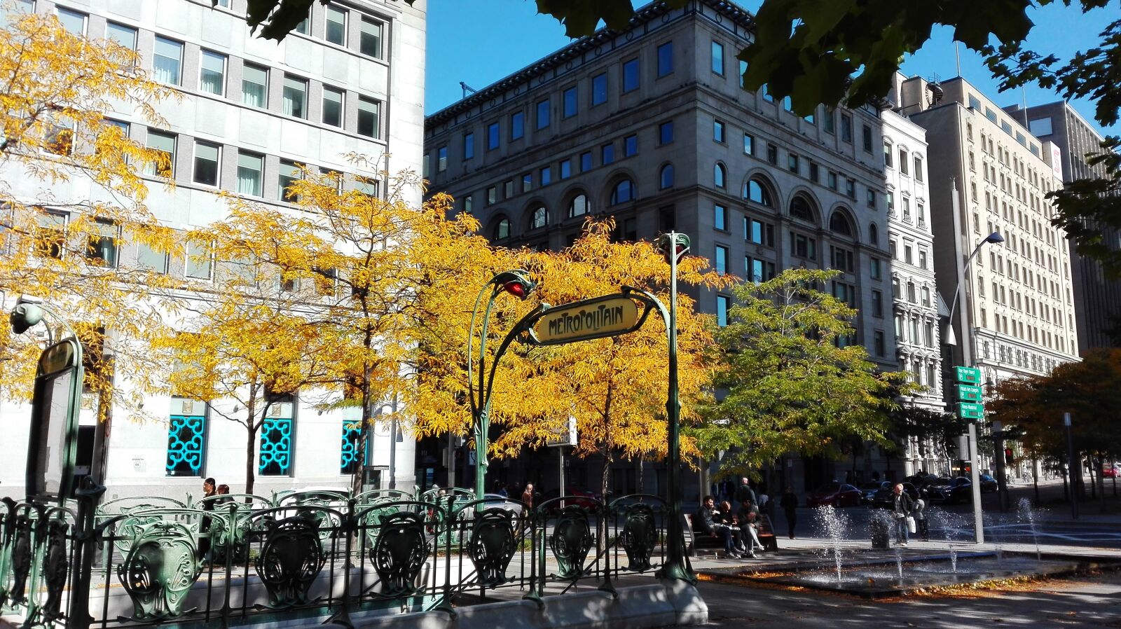 HUAWEI P8 Lite sample photo. Montréal, metro, metropolitan photography