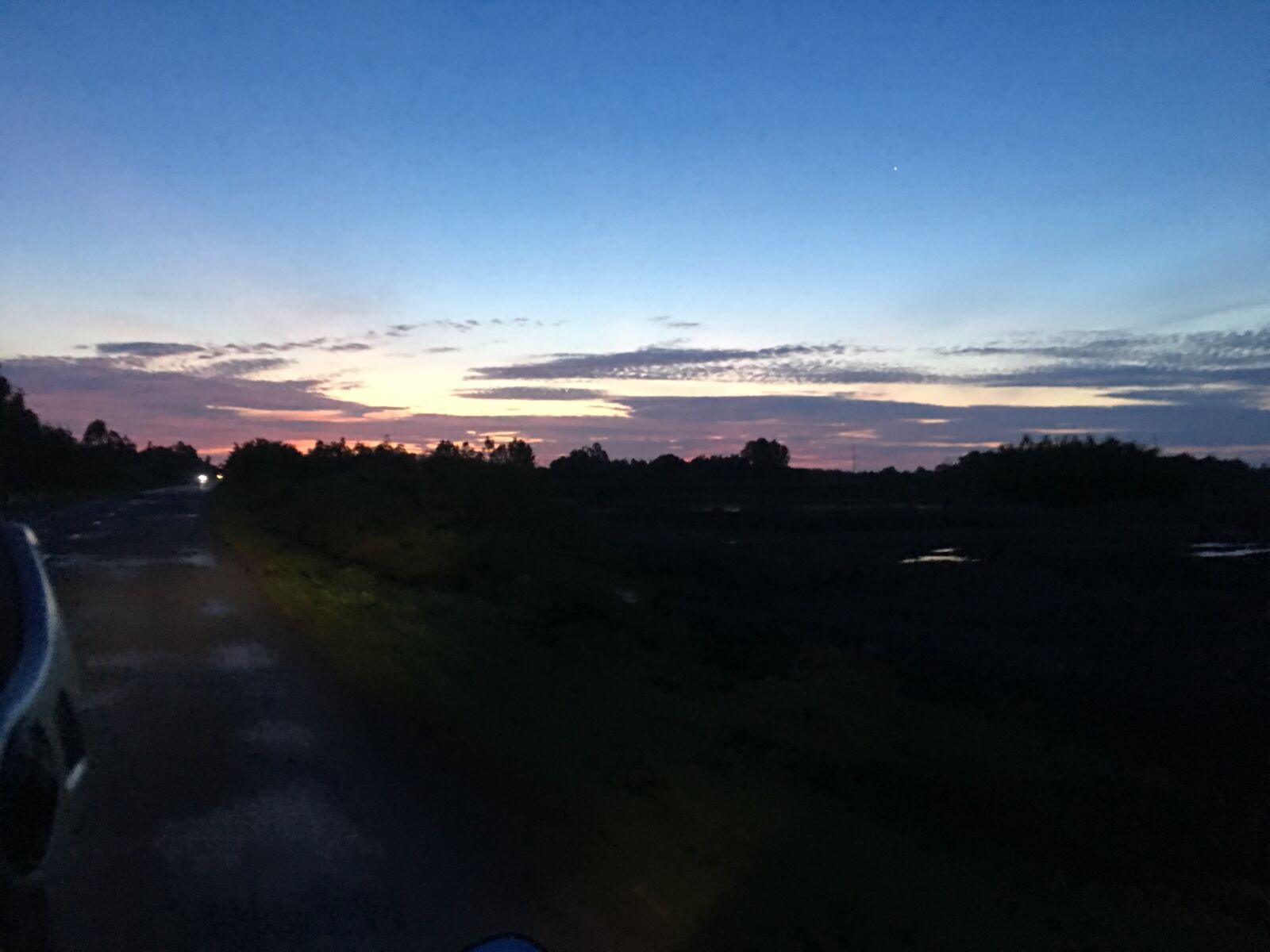 iPhone 6s Plus back camera 4.15mm f/2.2 sample photo. Sunrise, sunset, landscape photography