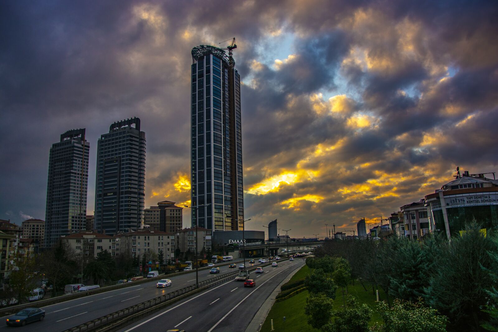 Nikon D5200 sample photo. City, architecture, night photography