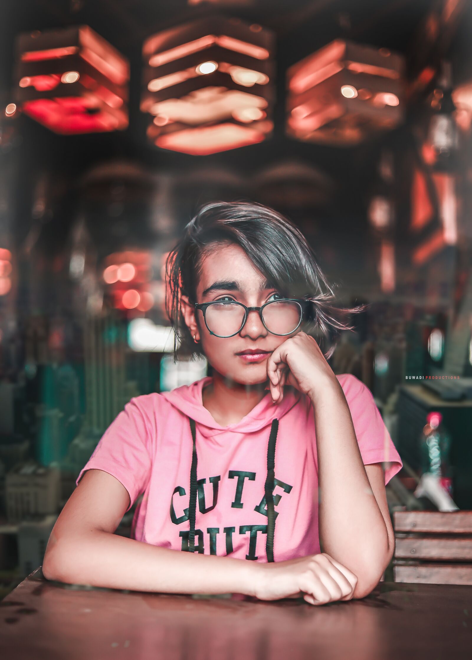 Canon EOS 5D Mark IV sample photo. Girl, glasses, specs photography