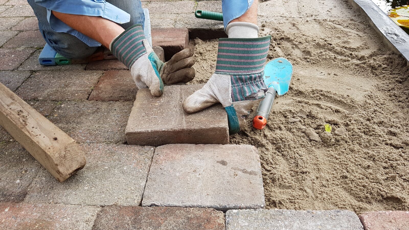 Samsung Galaxy S8+ sample photo. Stratenmaker, labor, worker photography