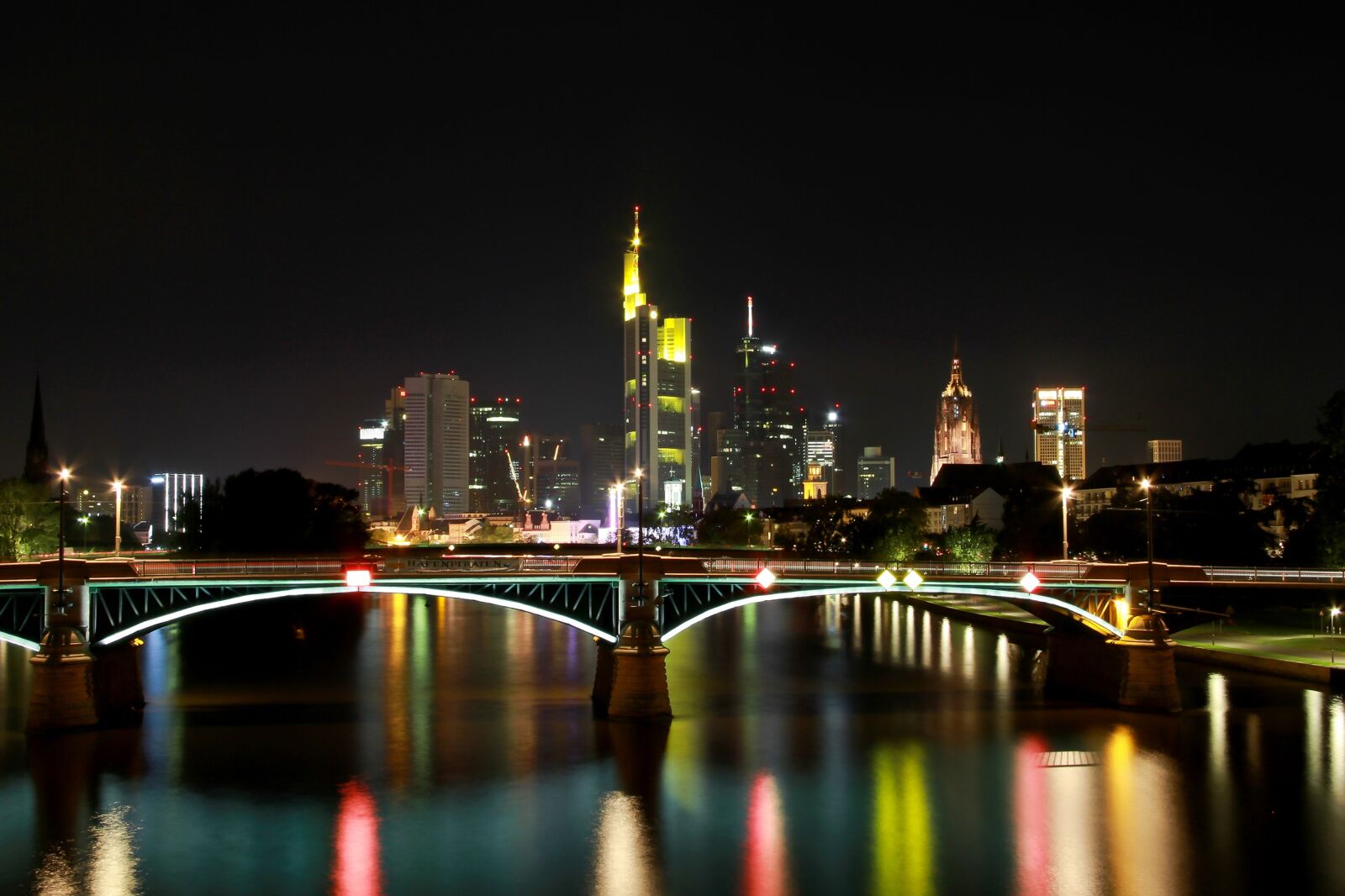 Canon EOS 7D sample photo. Frankfurt, main, bridge photography