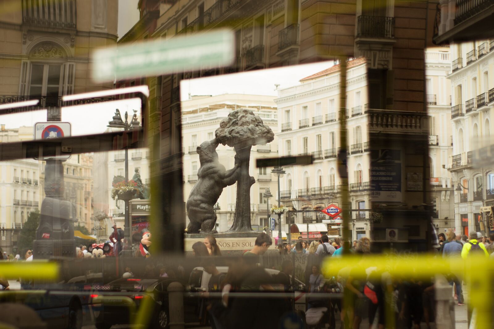 Nikon D3100 sample photo. Madrid, puerta del sol photography