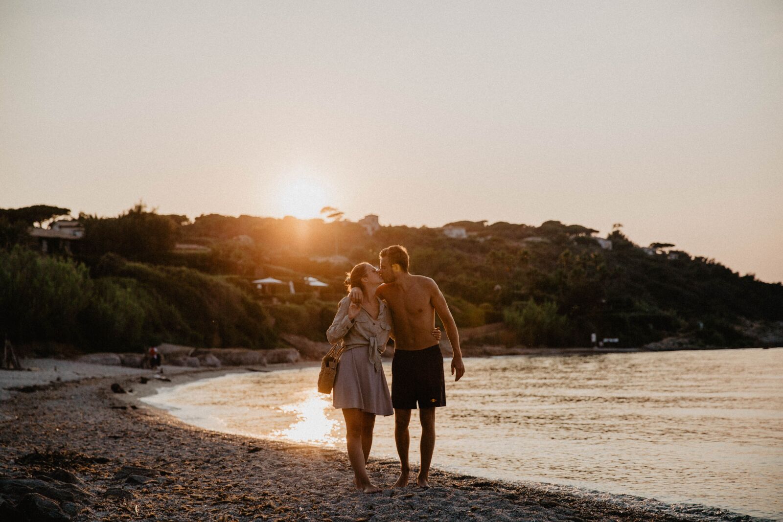 Canon EF 24-70mm F2.8L II USM sample photo. Sunset, lovers, south of photography