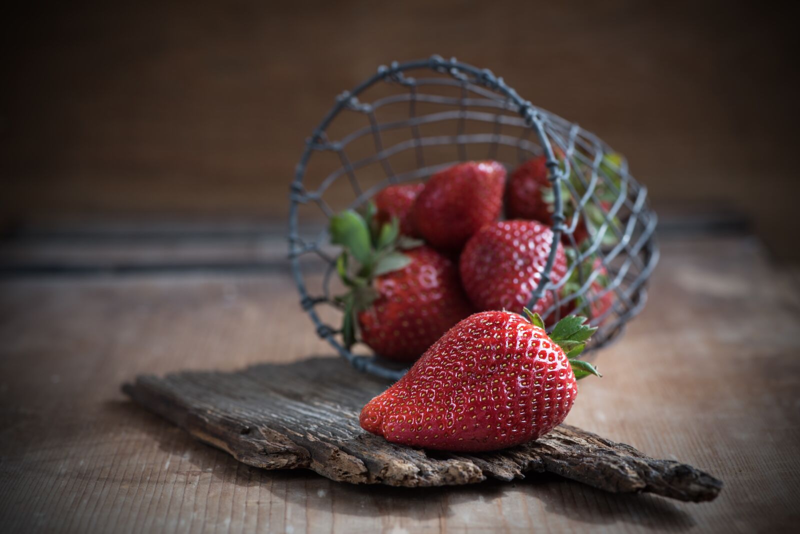 Nikon D750 sample photo. Strawberries, red, ripe photography
