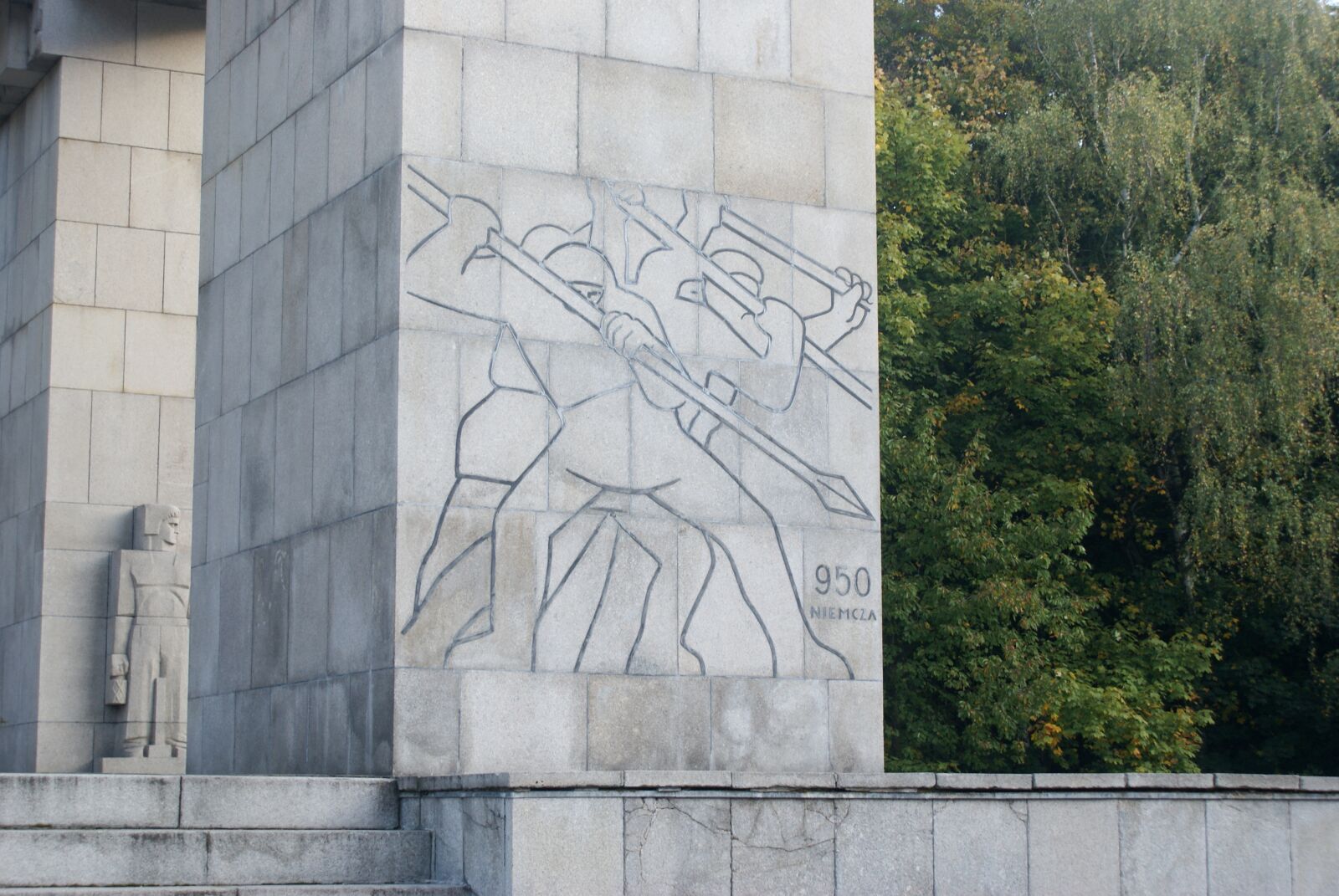 Sony Alpha DSLR-A300 sample photo. The monument at the photography