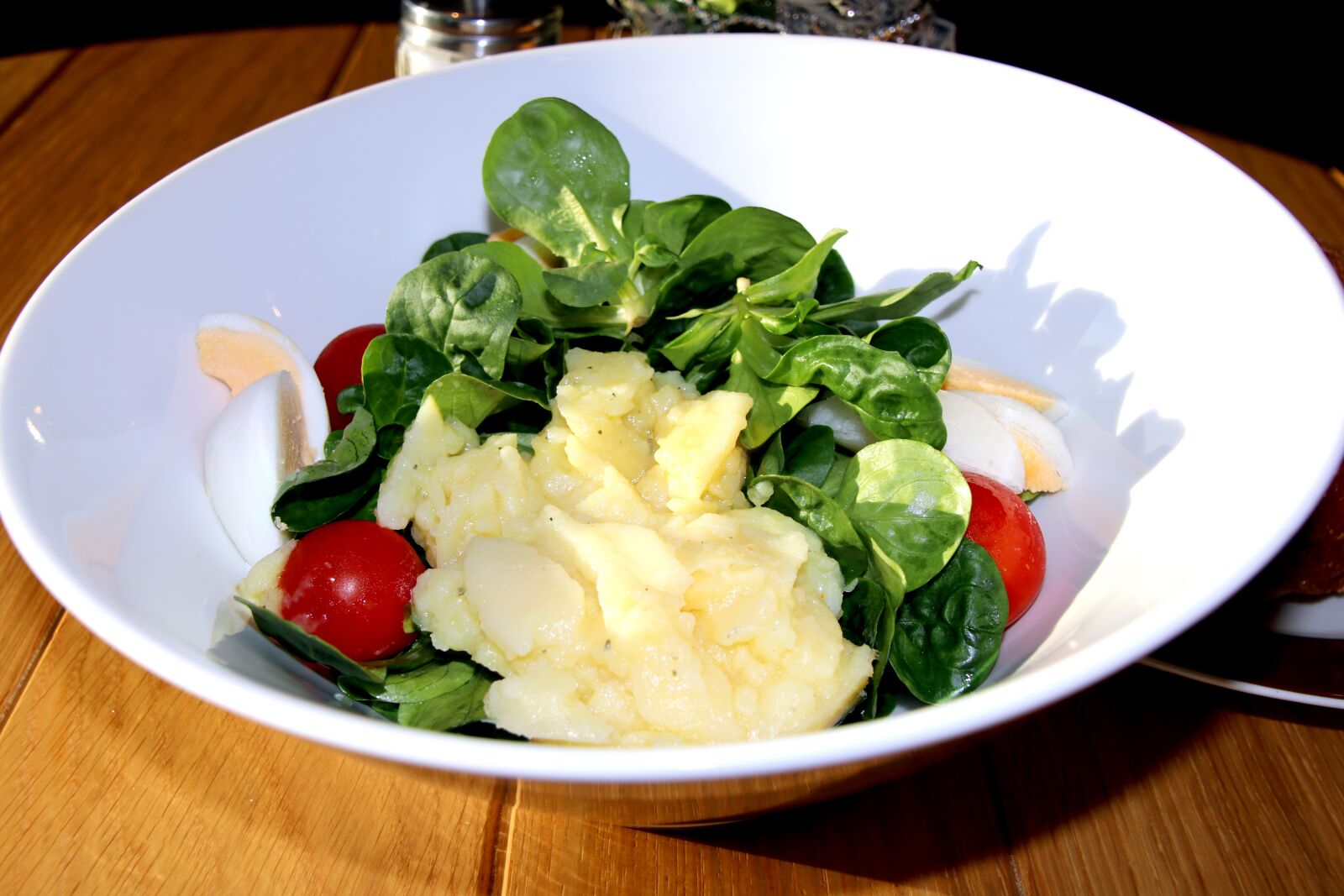 Canon EOS 80D sample photo. Eat, salad, potato salad photography