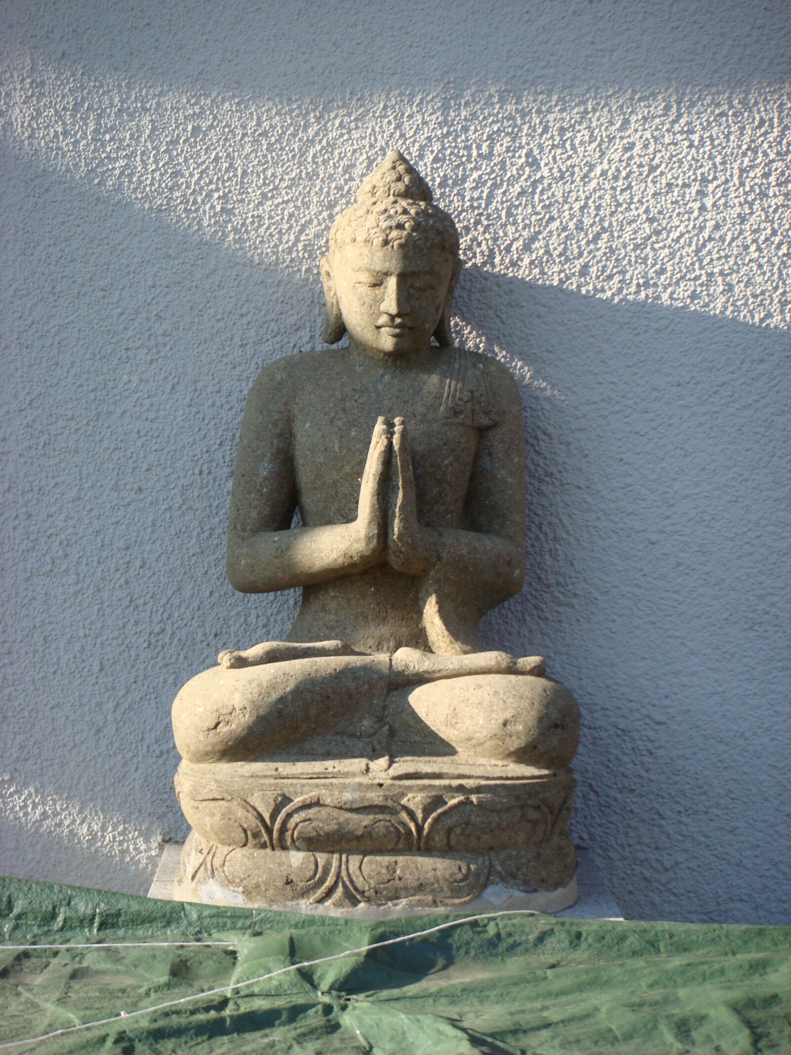 Sony DSC-T100 sample photo. Statue, buddha, berlin photography