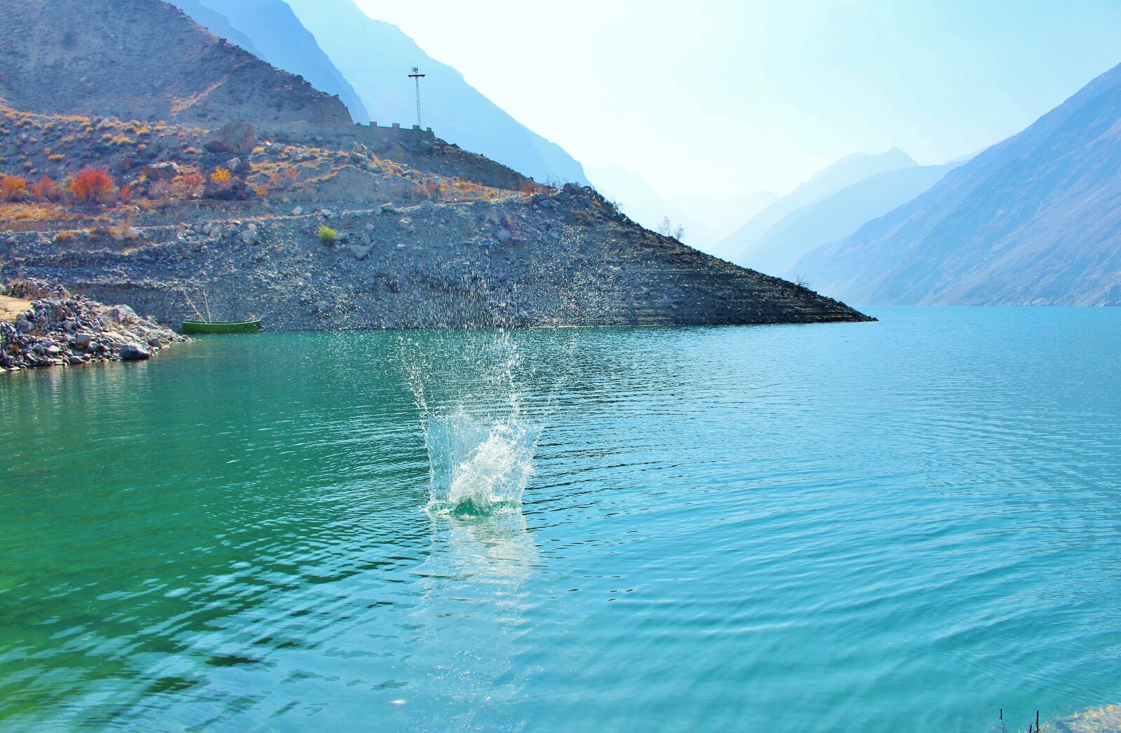 Canon EOS 700D (EOS Rebel T5i / EOS Kiss X7i) sample photo. Satpara lake, pakistan, skardu photography