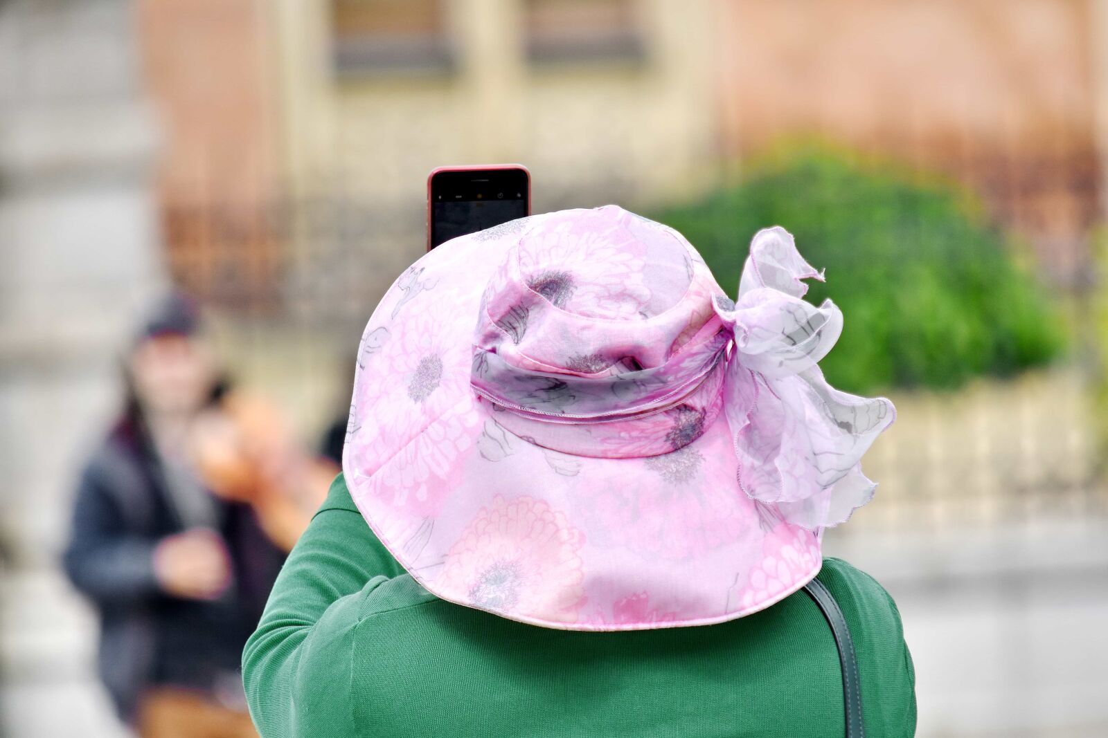 Nikon D5500 sample photo. Blurry, fashion, hat, clothing photography