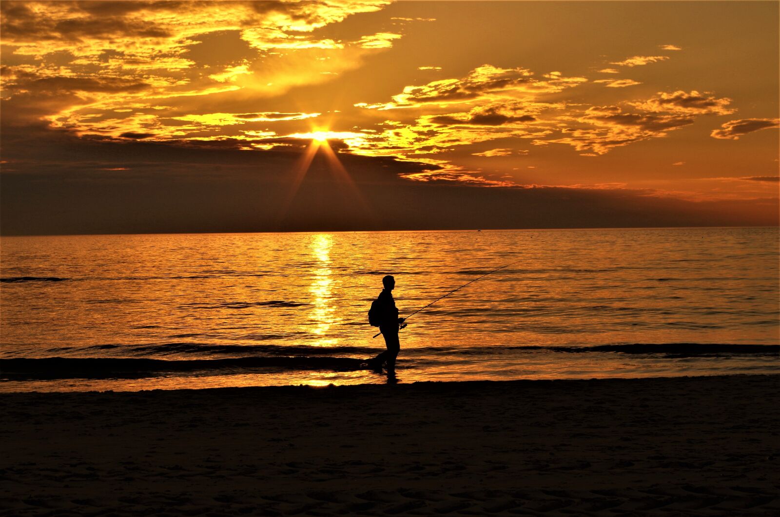 Pentax K-30 sample photo. Angler, sea, sunset photography