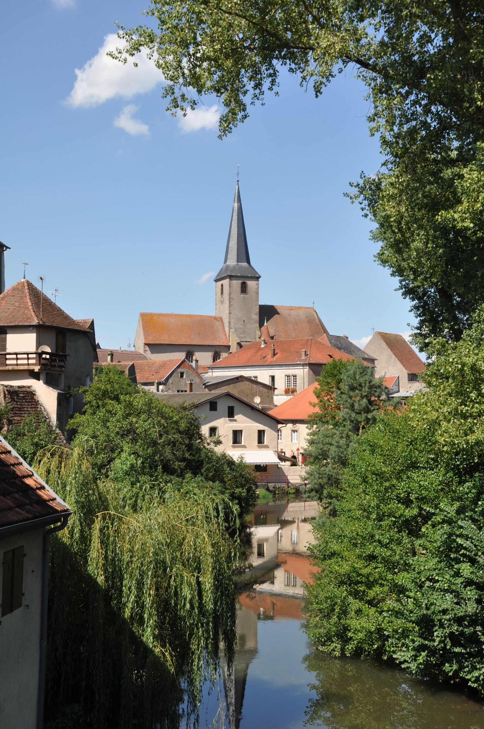 Nikon D90 sample photo. Alsace, studs, house photography