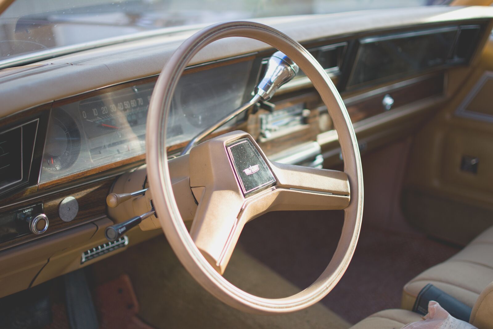 Nikon D5200 sample photo. Yellow, car, steering, wheel photography