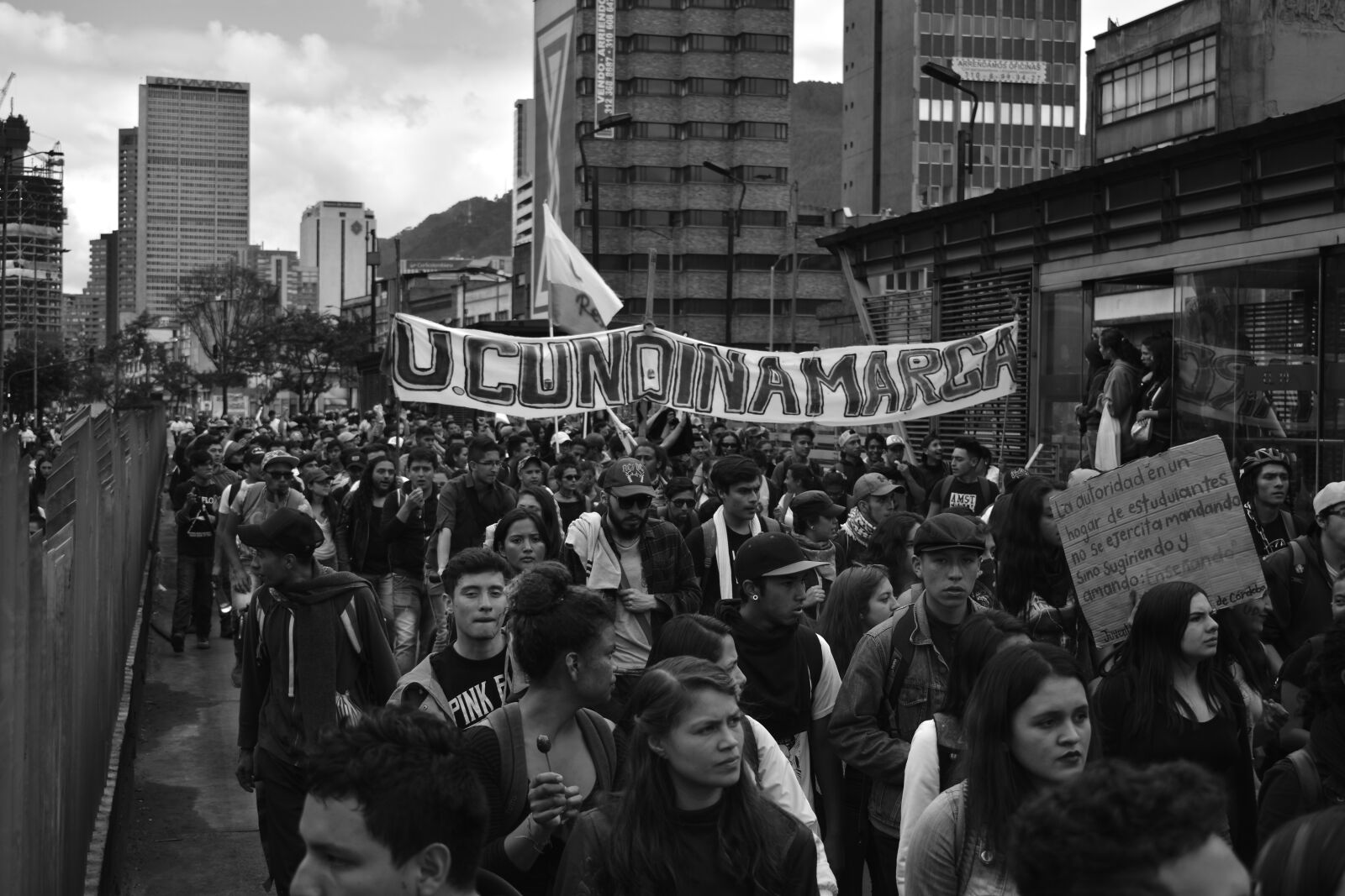 Nikon D3400 sample photo. People, many, crowd photography