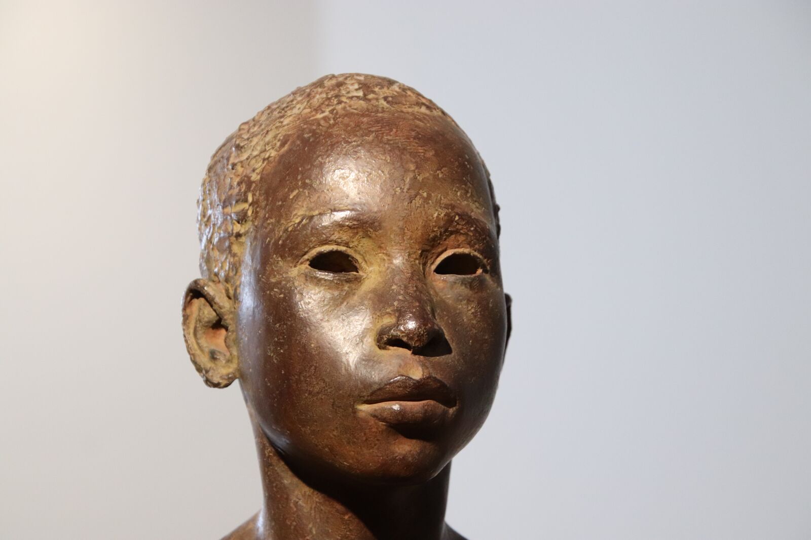Canon EOS 800D (EOS Rebel T7i / EOS Kiss X9i) sample photo. Sculpture, african, africa photography