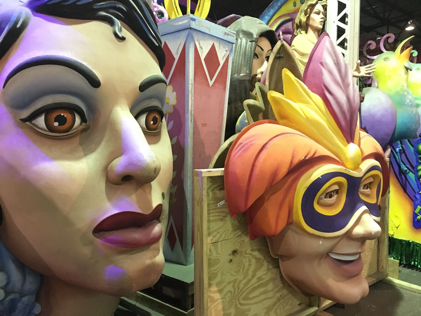 Apple iPhone 6s sample photo. Mardi gras, floats, parade photography