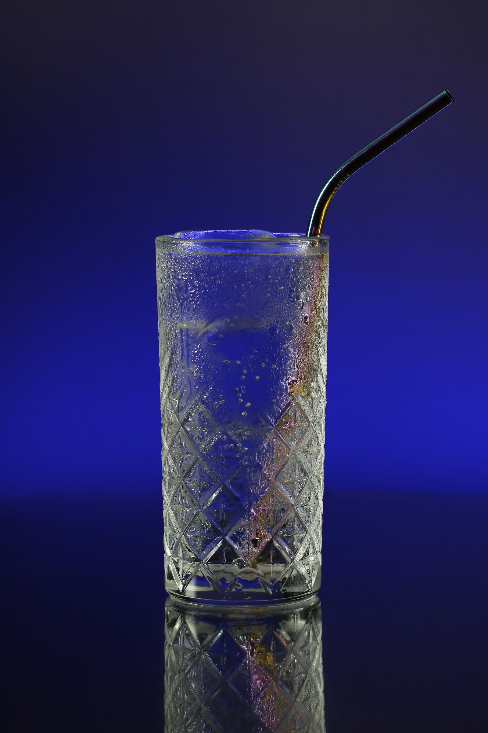 Canon EOS 40D sample photo. Glass, blue, metal straw photography