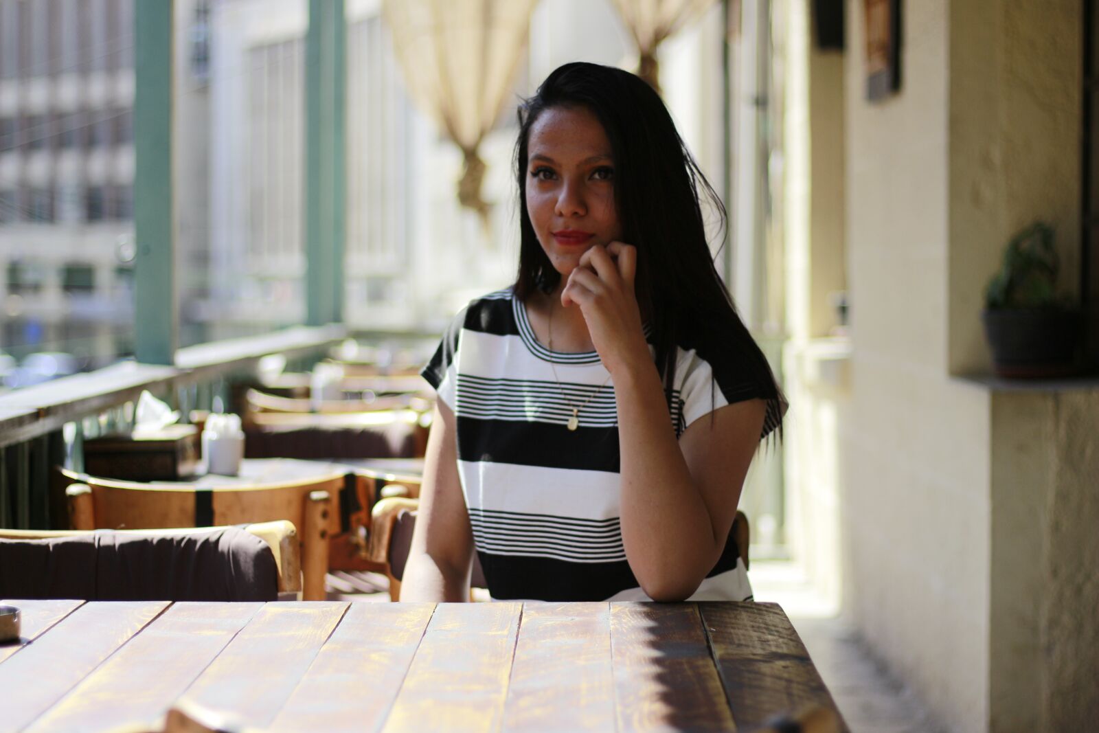 Canon EOS 700D (EOS Rebel T5i / EOS Kiss X7i) + Canon EF 50mm F1.8 STM sample photo. Portrait, girl, model photography