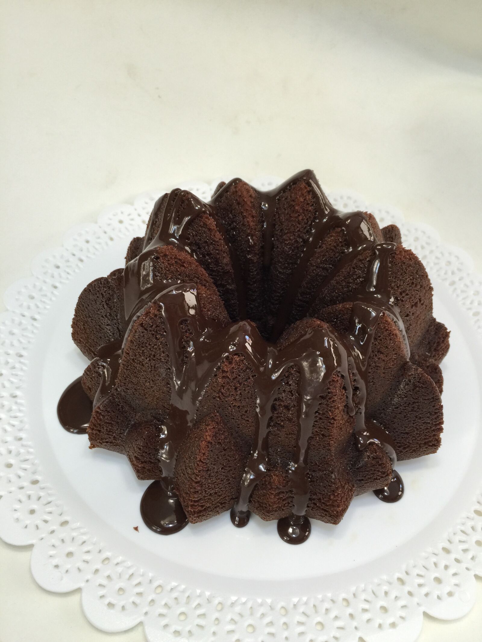 iPhone 6 Plus back camera 4.15mm f/2.2 sample photo. Cake, desert, chocolate photography