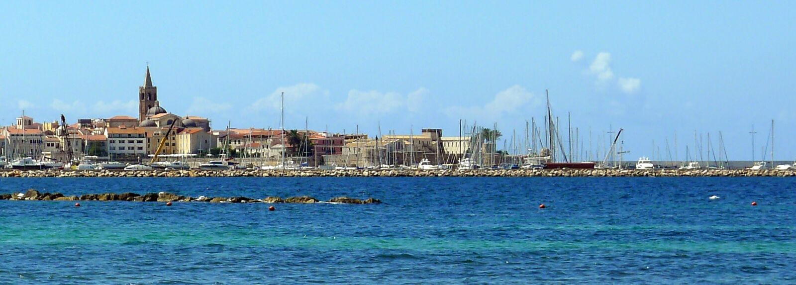 Panasonic Lumix DMC-LX5 sample photo. Alghero, skyline, seascape photography