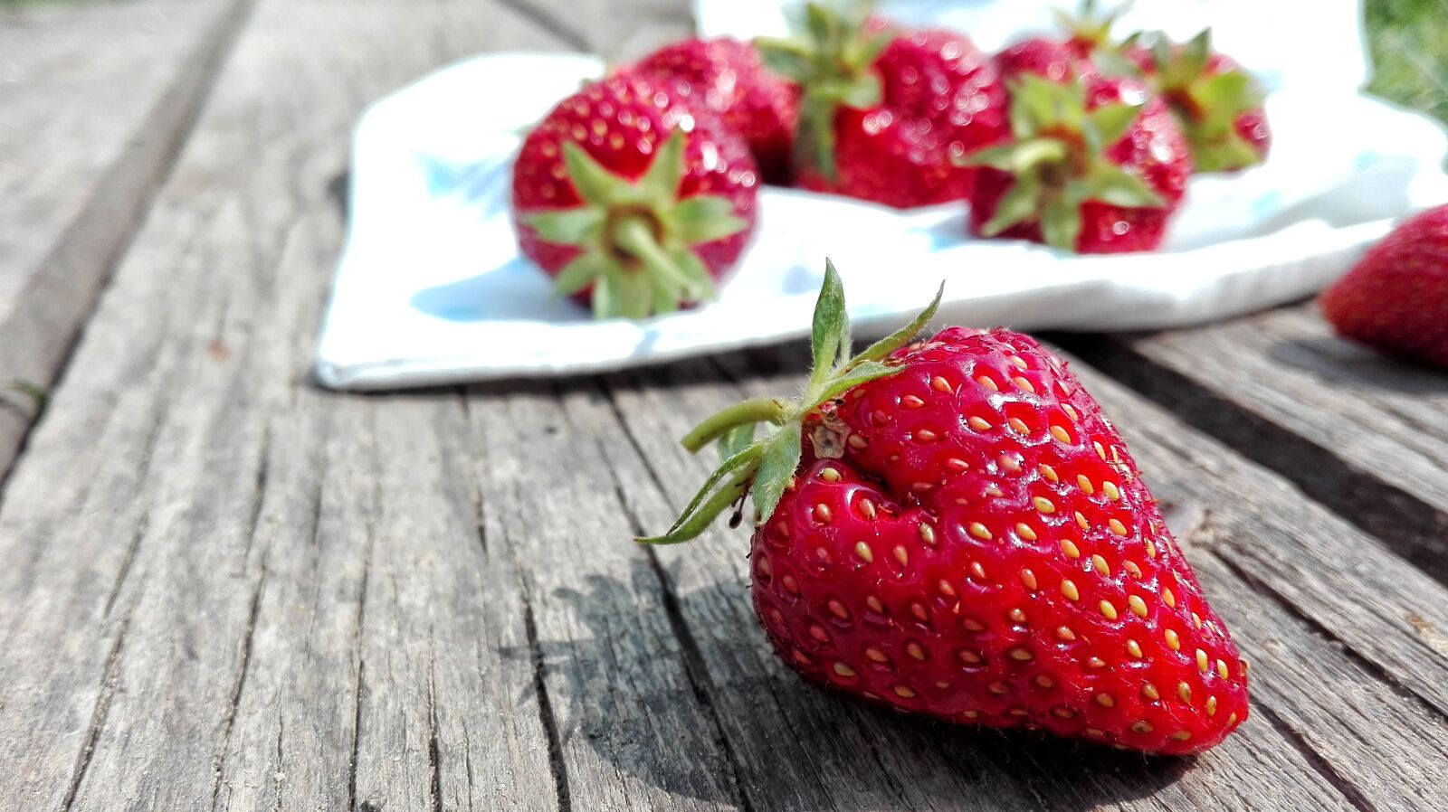 HUAWEI P8 Lite sample photo. Strawberries, on, top, of photography