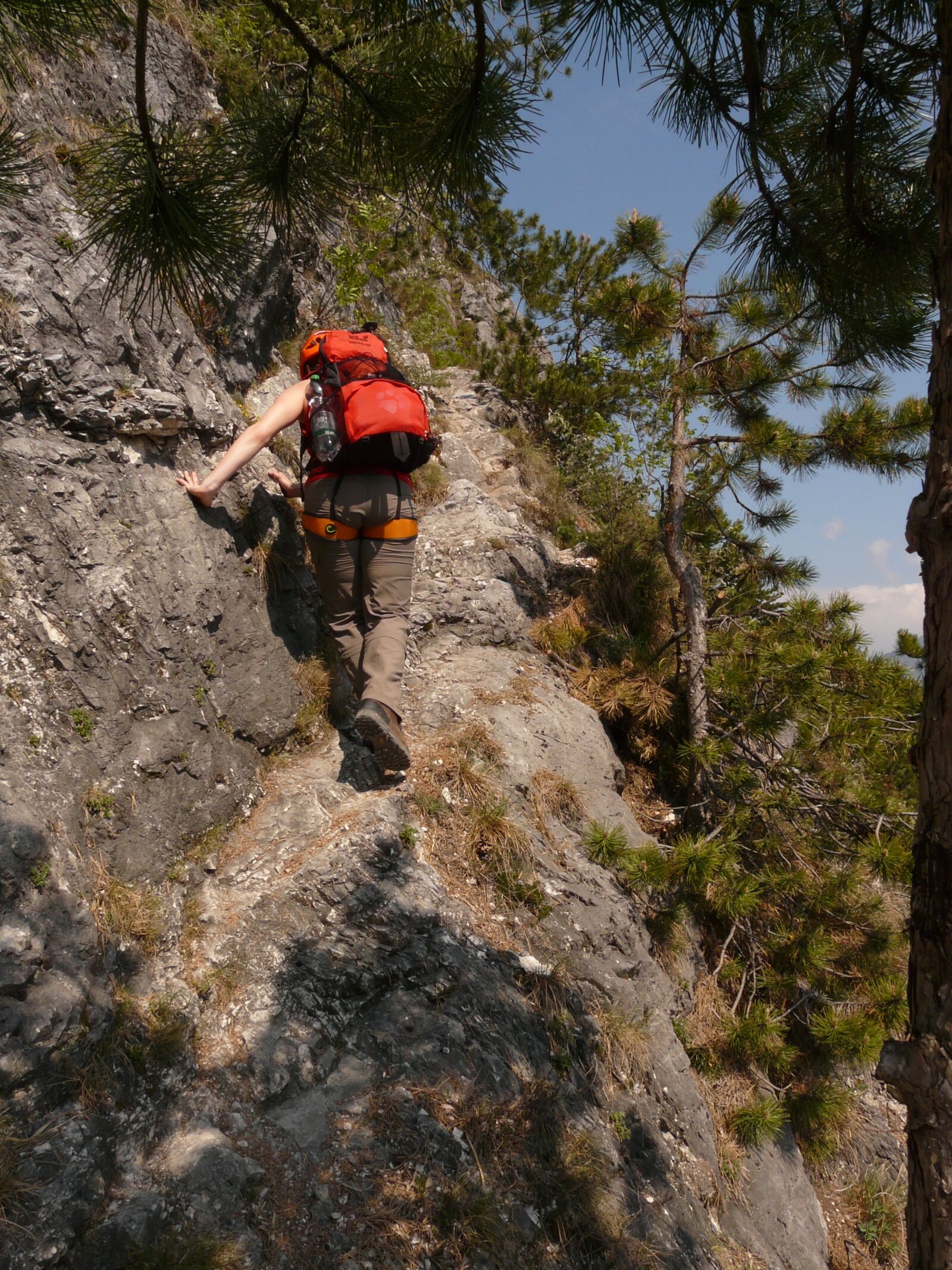 Panasonic DMC-FZ18 sample photo. Climbing, climbing platform system photography