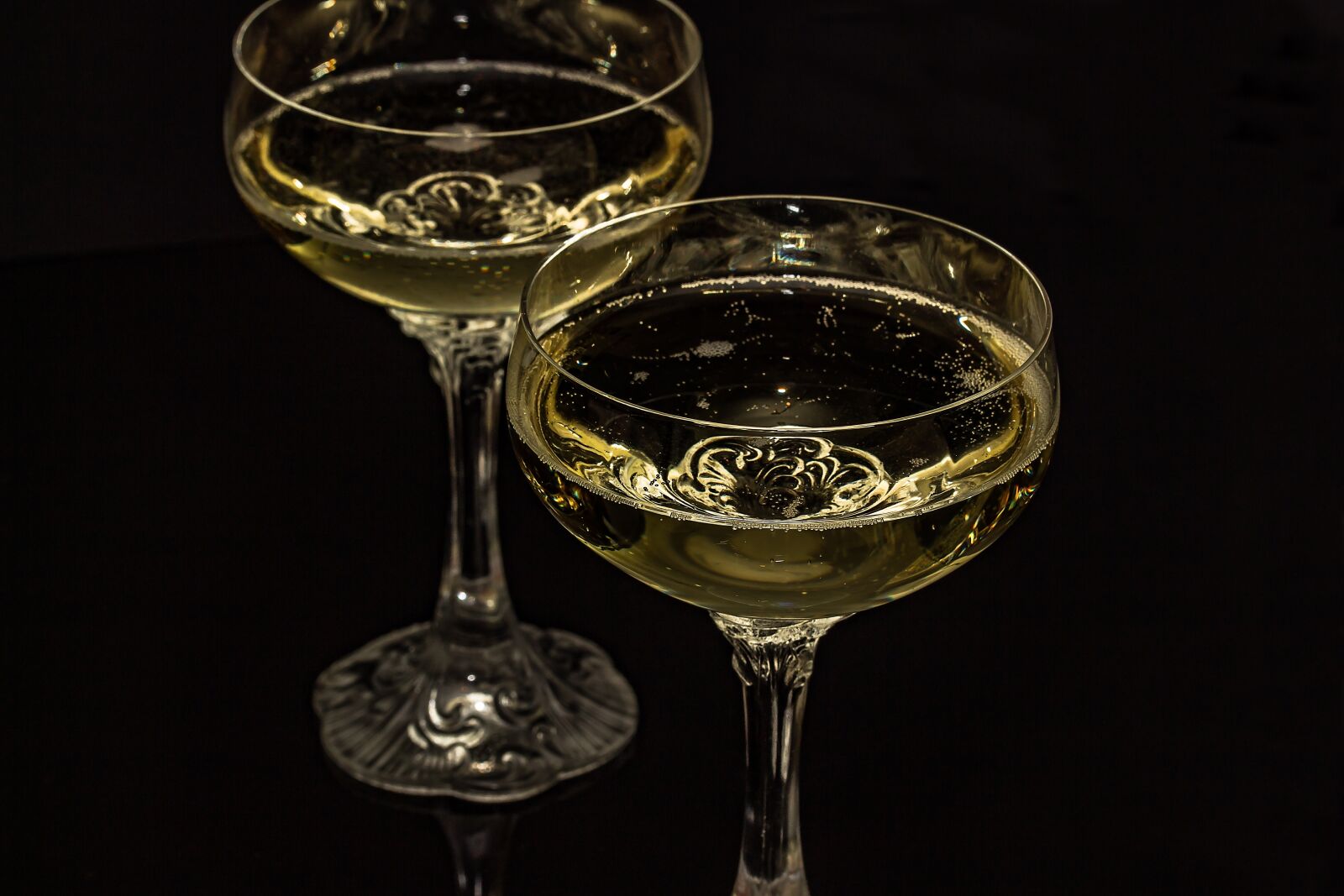 Canon EOS 650D (EOS Rebel T4i / EOS Kiss X6i) sample photo. Champagne glasses, champagne, glasses photography