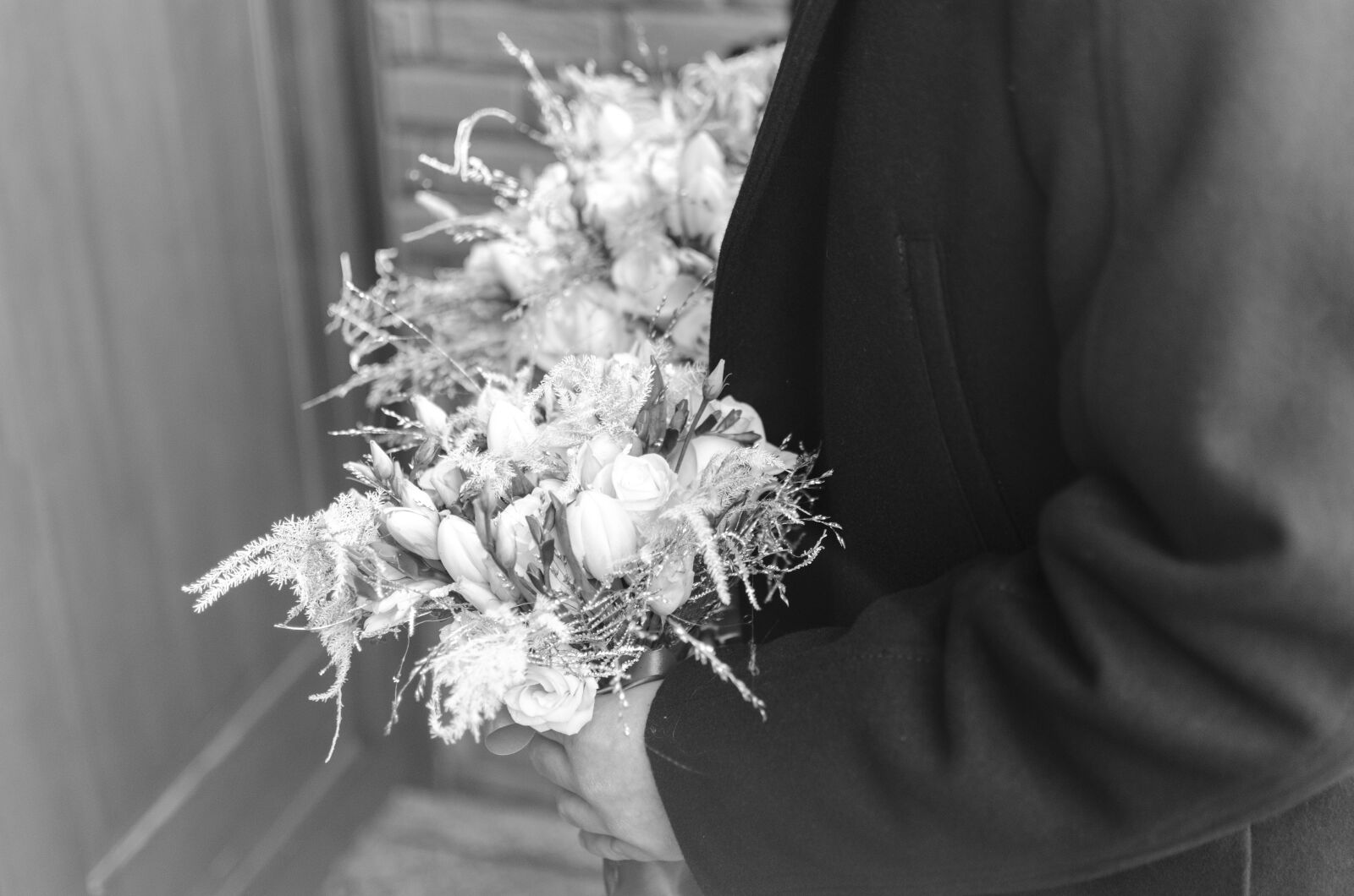Nikon D5100 + Nikon AF-S DX Nikkor 35mm F1.8G sample photo. Anniversary, beautiful, beauty, bouquet photography