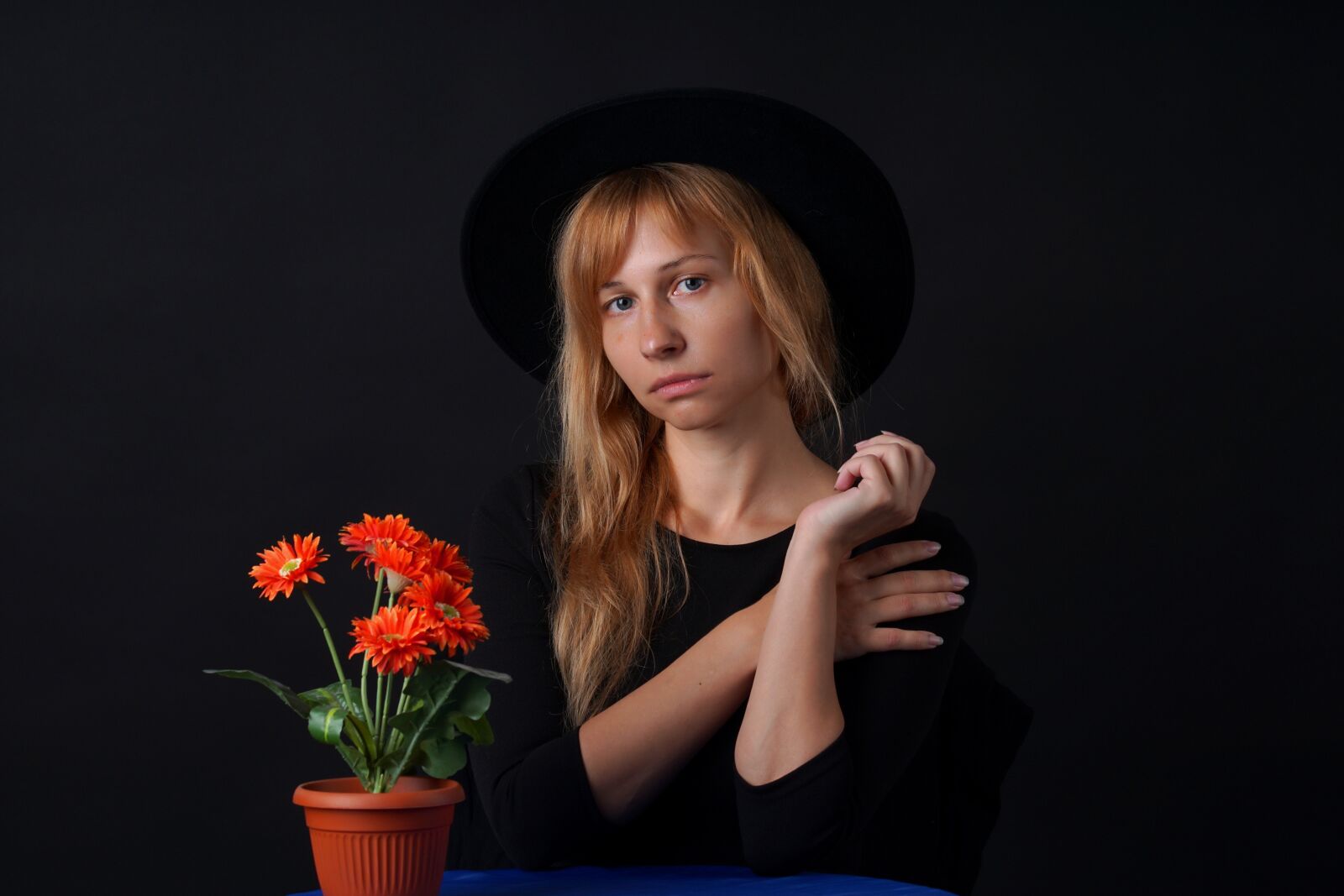 Sony ILCA-77M2 sample photo. Portrait, hat, girl photography