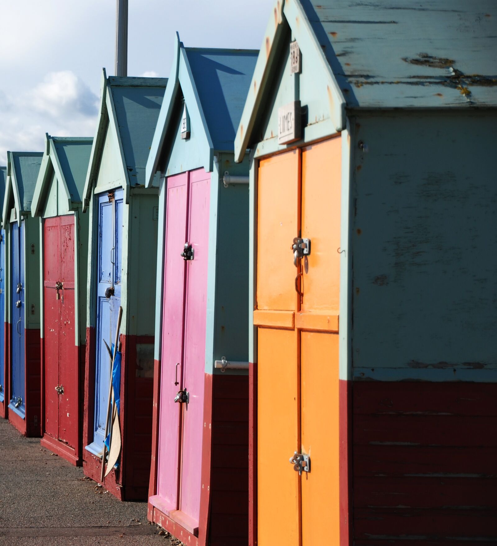 Nikon D80 sample photo. Brighton, beach huts, beach photography