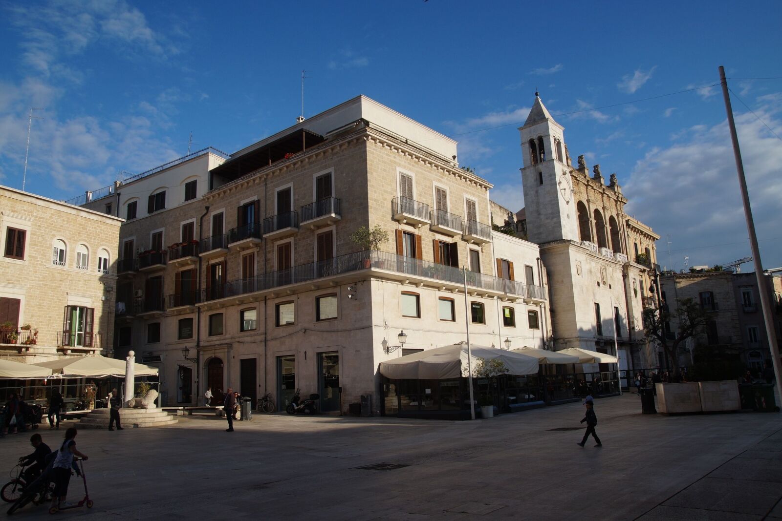 Sony SLT-A58 sample photo. Bari, apulia, puglia photography