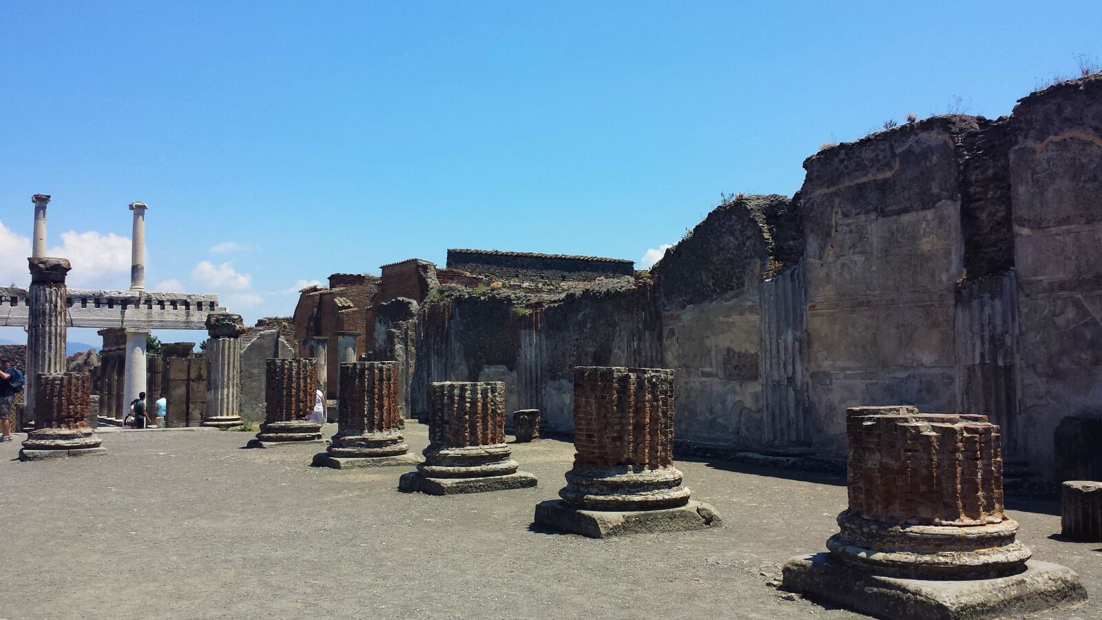 Samsung Galaxy S4 sample photo. Pompeii, naples, archaeology photography