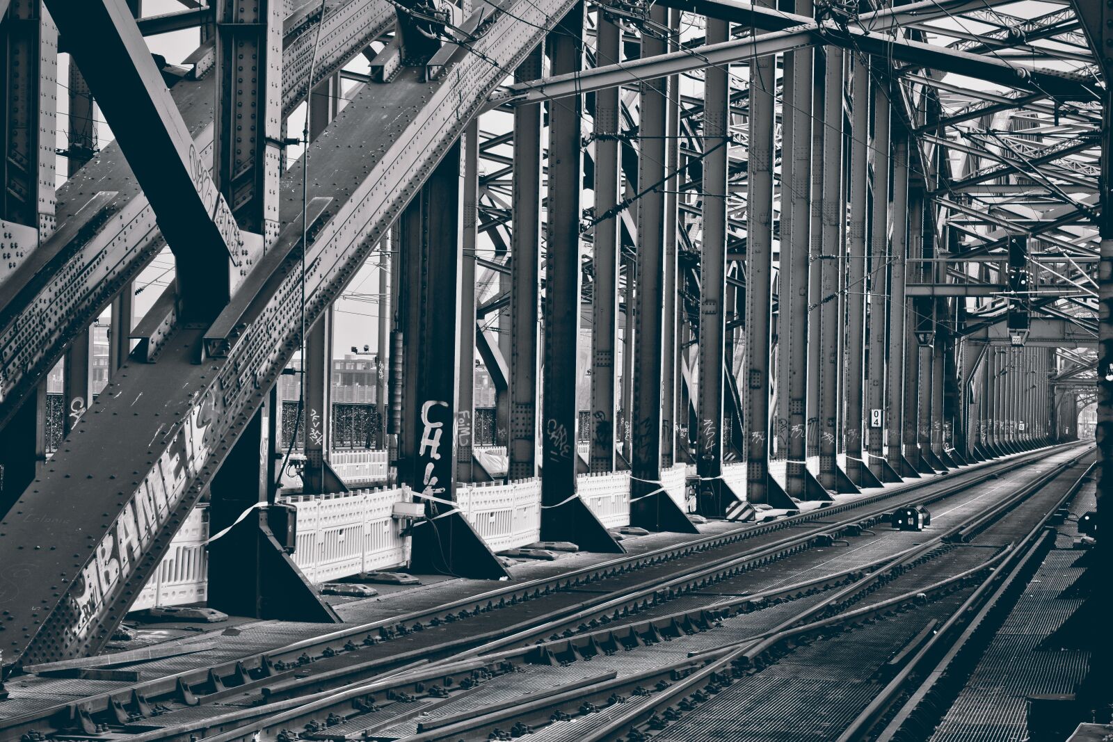 Nikon D3300 sample photo. Bridge, gleise, railway photography