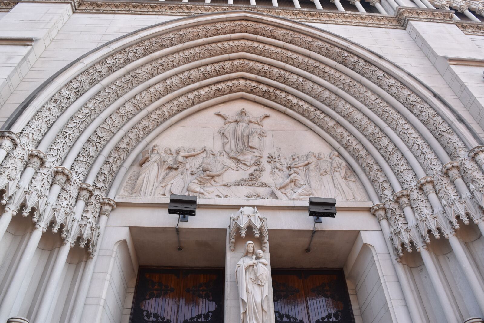 Nikon D5500 sample photo. Cathedral basilica, arches, mary photography