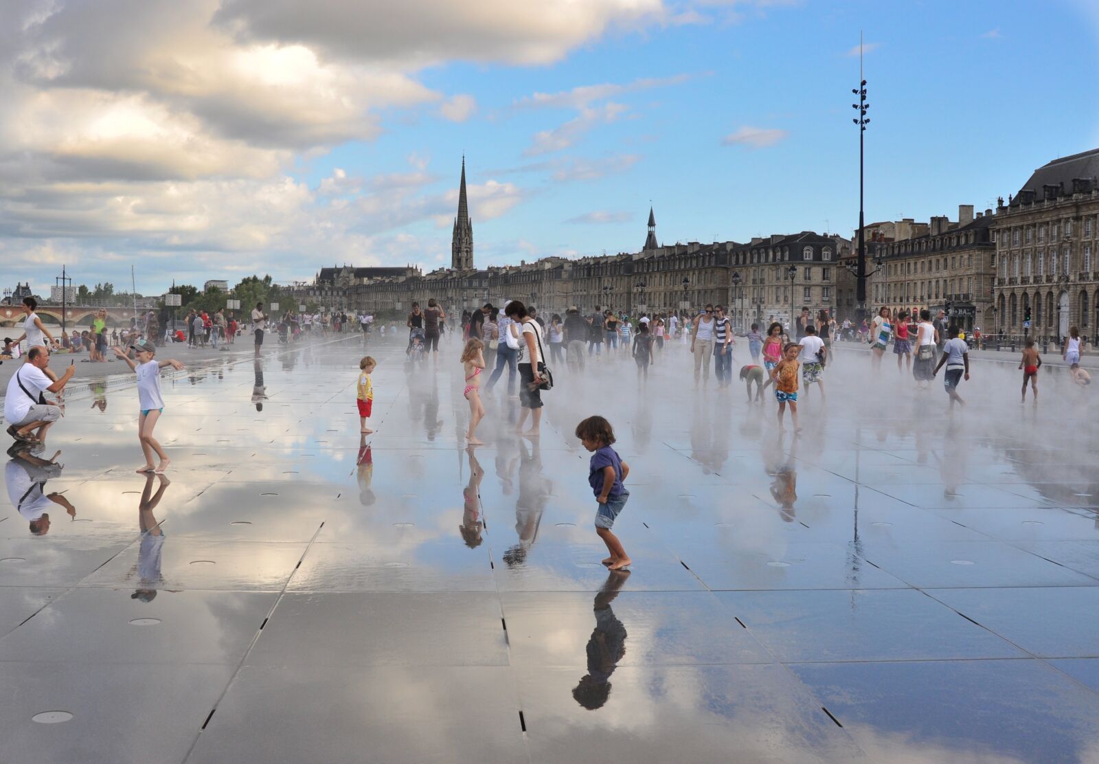 Nikon D90 sample photo. Bordeaux, water, city centre photography