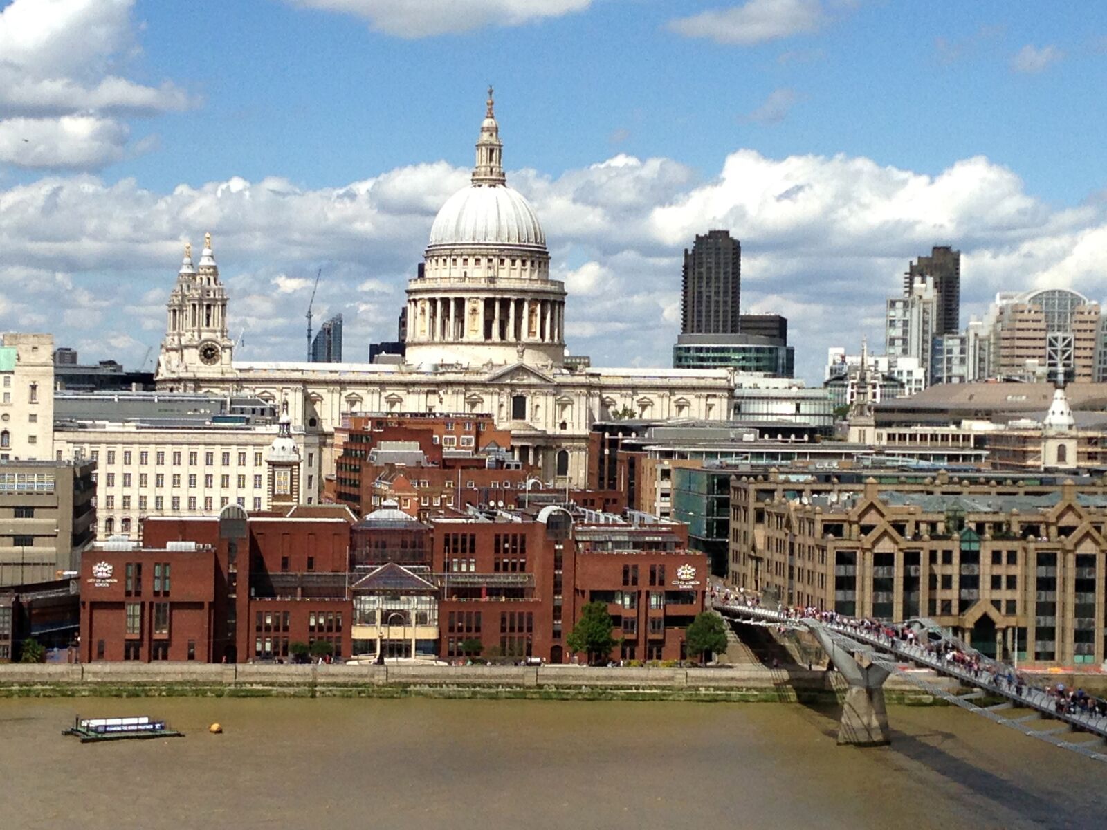 iPhone 5 back camera 4.12mm f/2.4 sample photo. London, england, st paul's photography