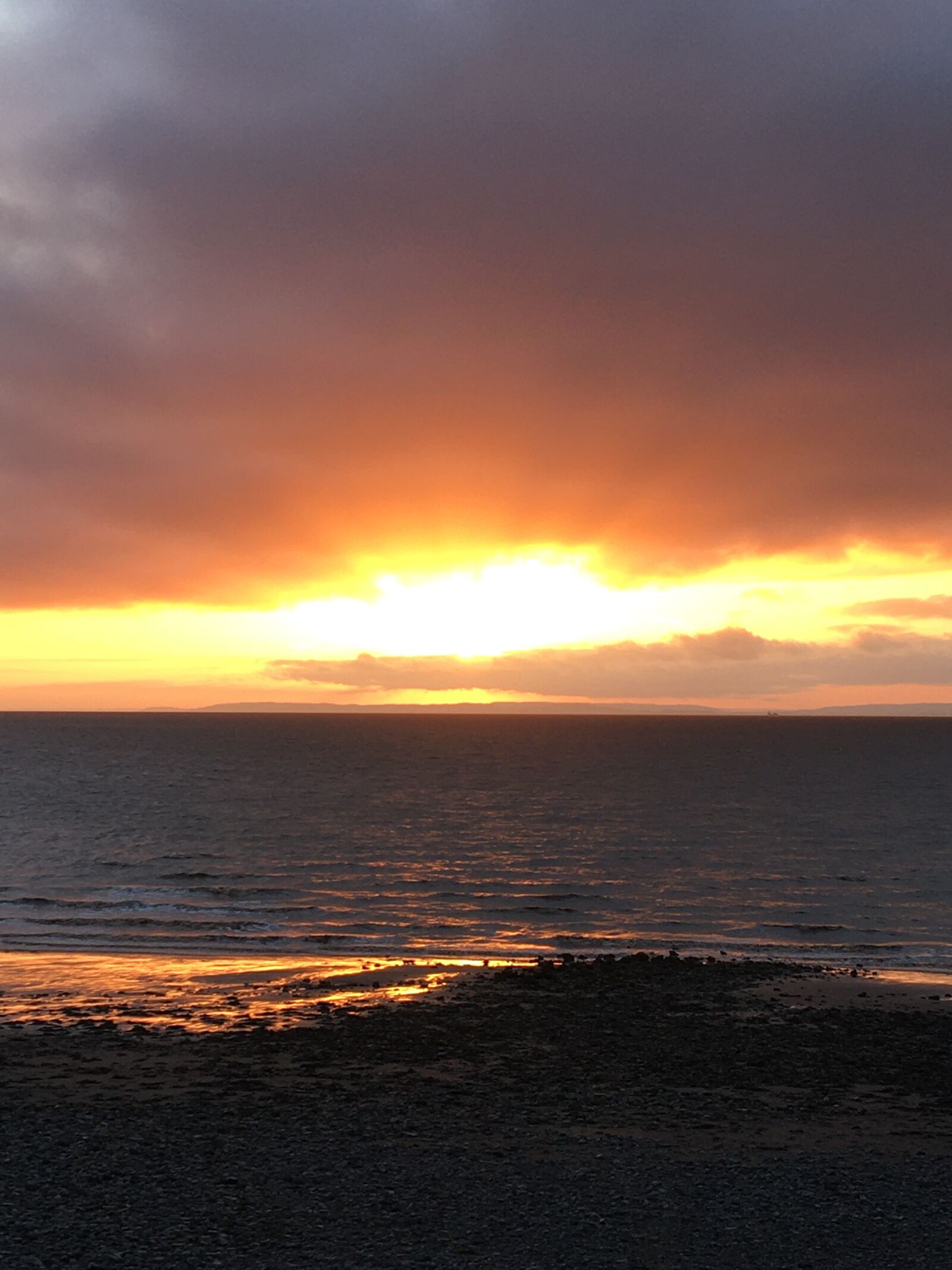 iPhone 6s Plus back camera 4.15mm f/2.2 sample photo. Penarth, sunrise, seafront photography