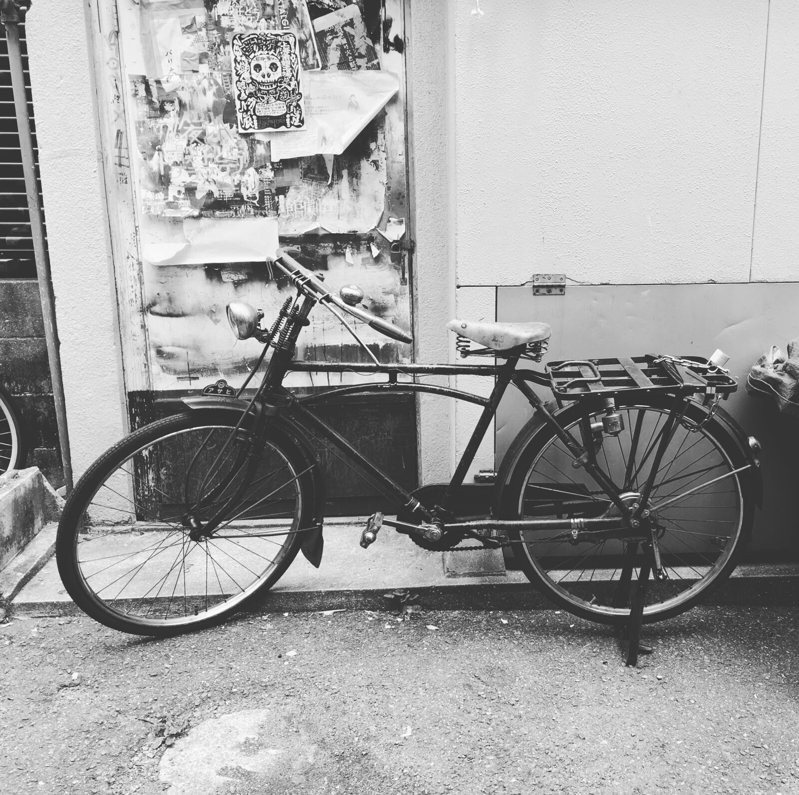 Apple iPhone 6s sample photo. Bicycle, bicycles, japan, japanese photography