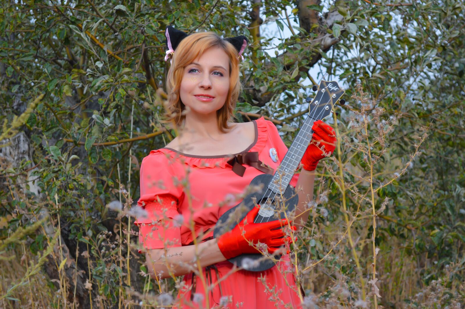 Nikon D3200 sample photo. Woman, cosplay, ukulele photography
