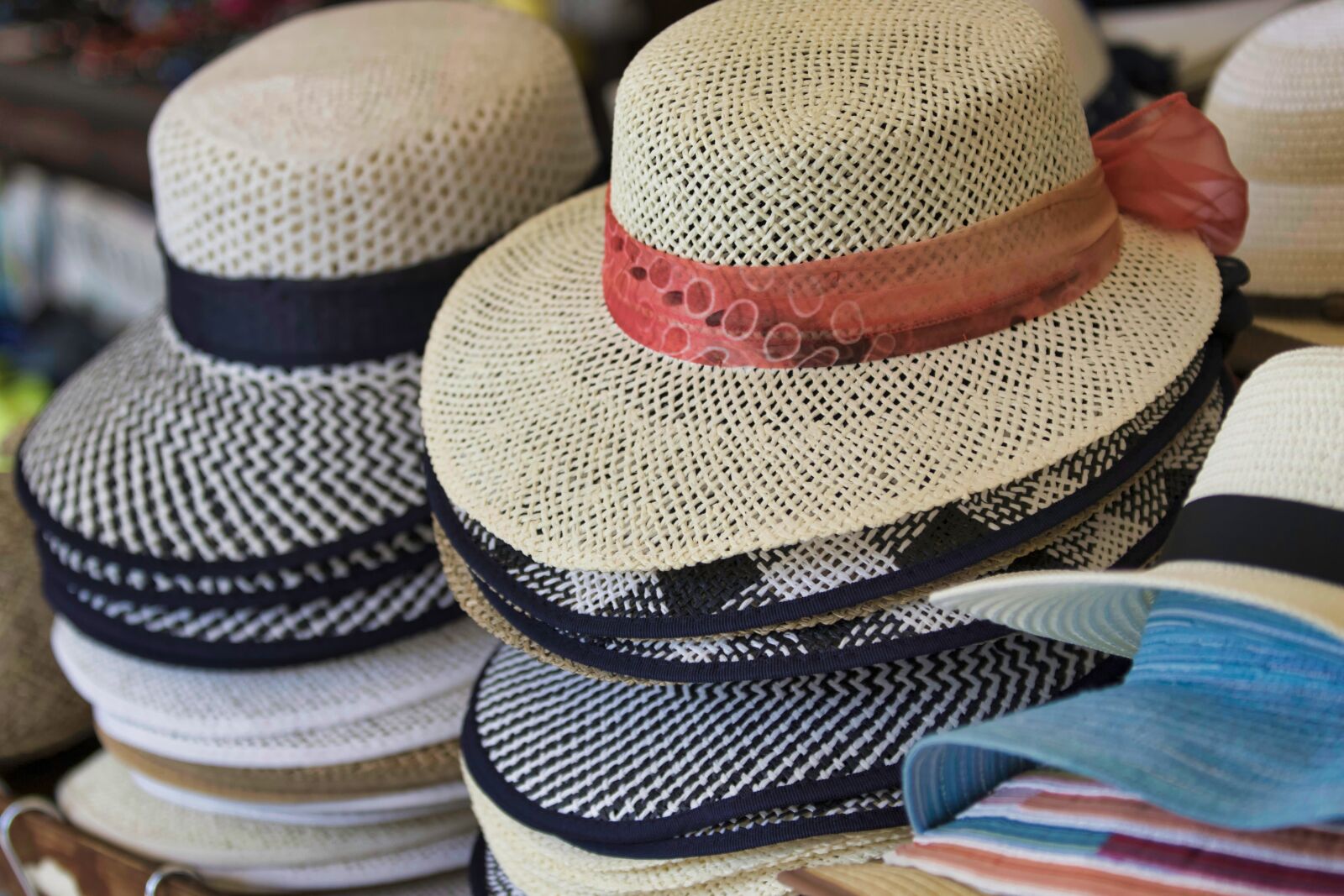Canon EF 70-200mm F2.8L USM sample photo. Hats, fashion, hat photography