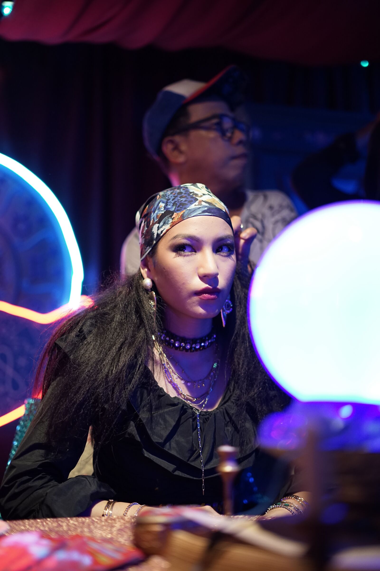 Sony FE 50mm F1.8 sample photo. Fortuneteller, movie, behind the photography