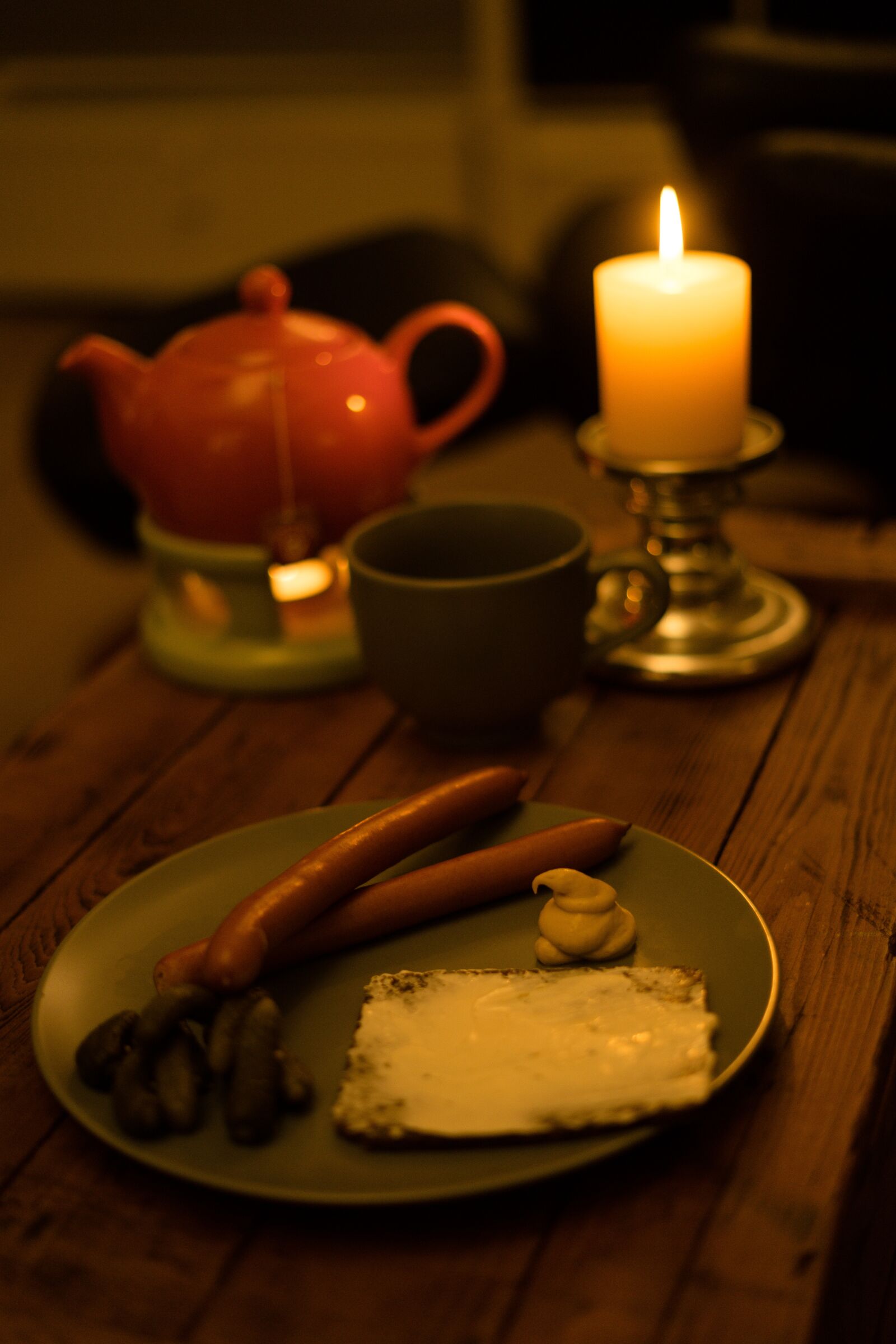 Sony a7 II + Sony FE 50mm F1.8 sample photo. Dinner, abendbrot, romantic photography