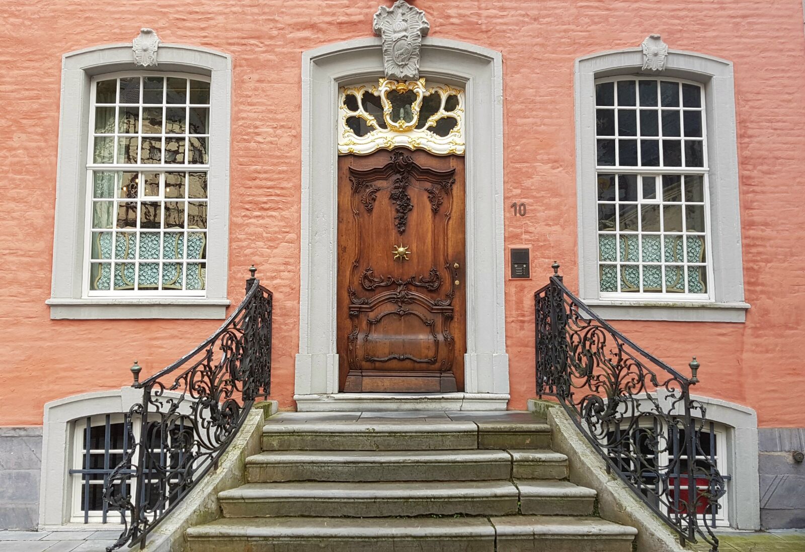 Samsung Galaxy S7 sample photo. Architecture, house, house entrance photography