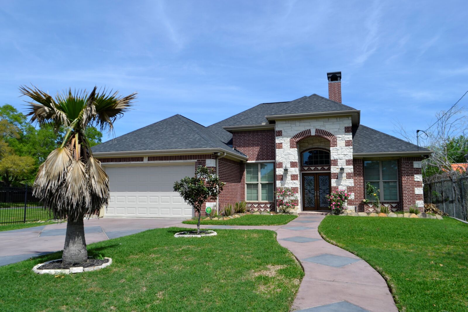Nikon D3100 sample photo. Lawn, tree, house photography